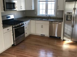 32 Beecher St, Weymouth, MA 02189