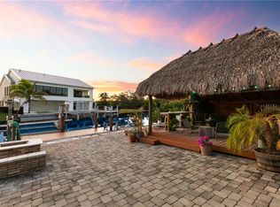 1794 Holiday Ln, Naples, FL 34104