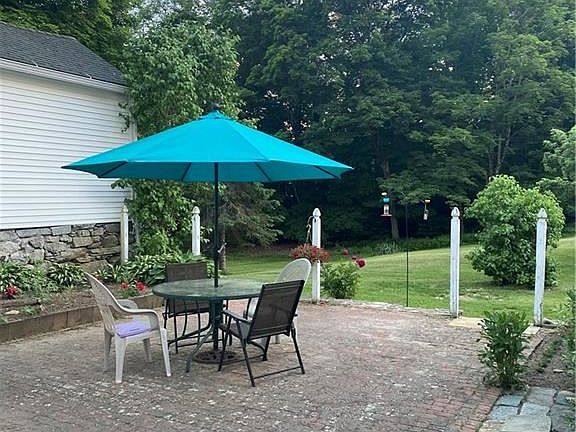 5th image of 106 Cooper Ln