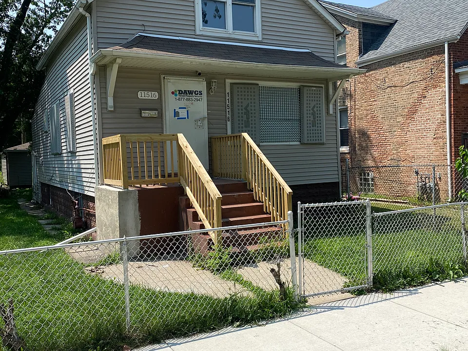 11516 S Yale Ave