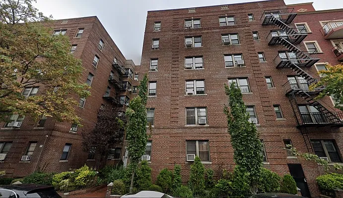 Sold by Remax Edge | media 8