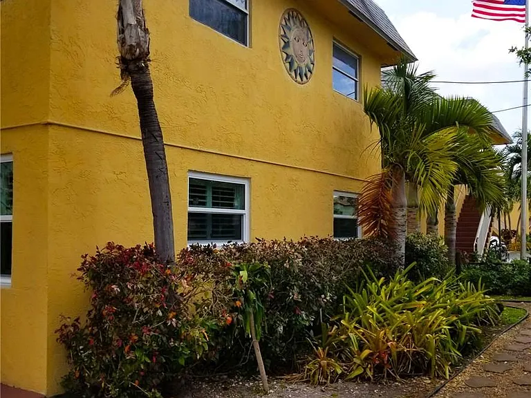 4051 N Dixie Hwy #103 — Photo 5