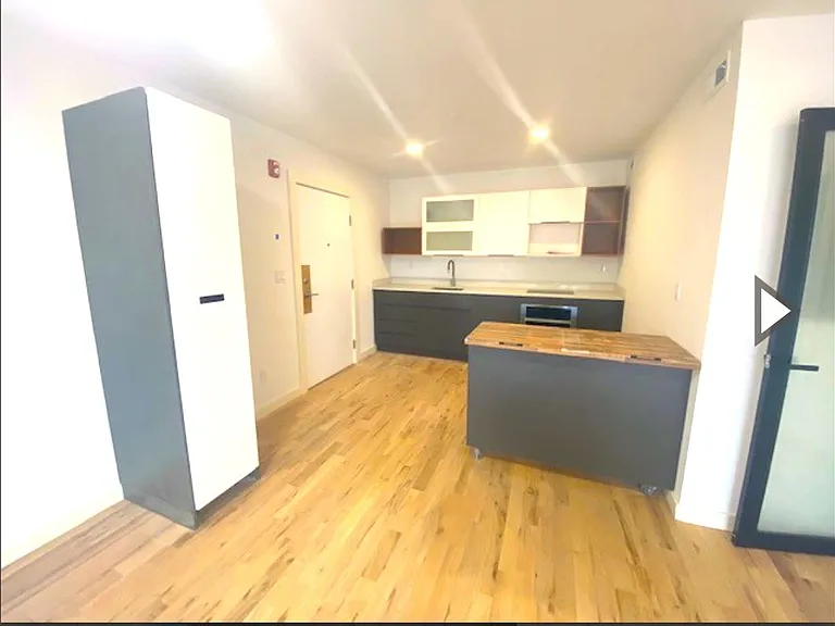 25 Springside Ave — Photo 11