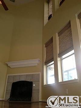 4th image of 849 Fair Ln