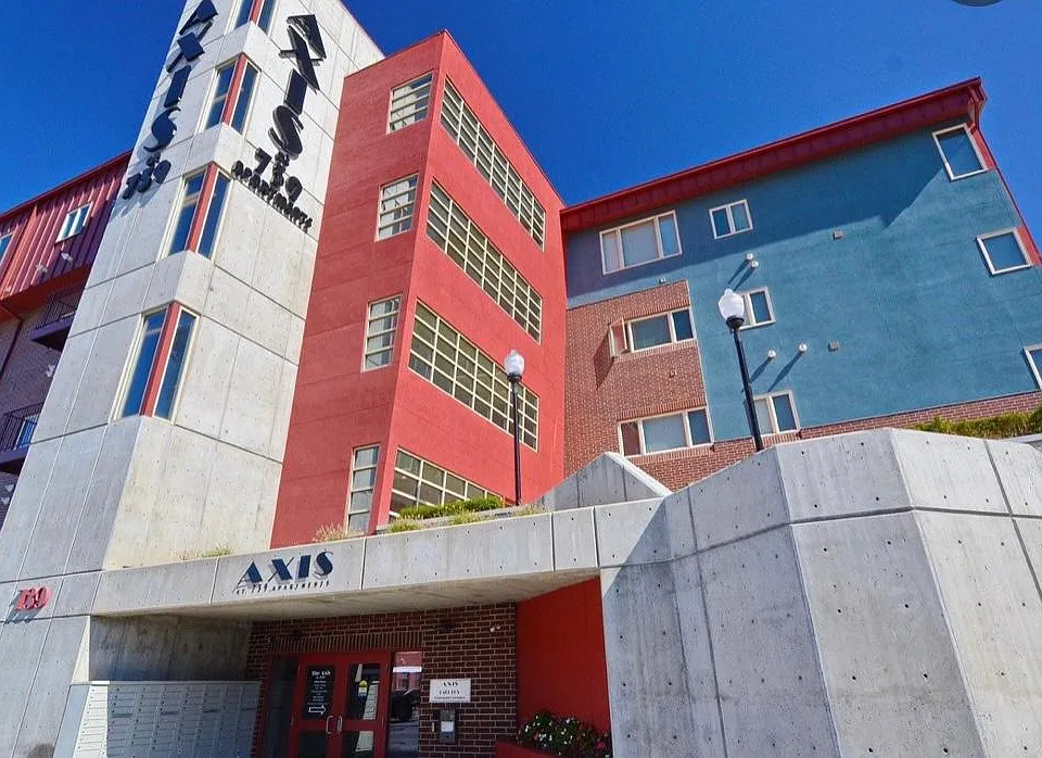 Axis at 739 Apartments