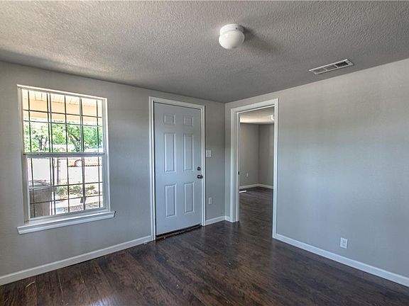 4th image of 3450 Oscar Ave