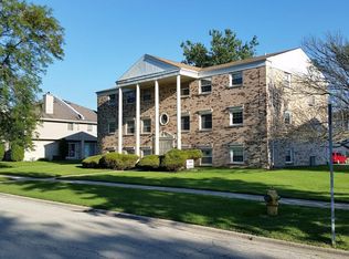 4051 Charleston Rd APT 3W, Matteson, IL 60443