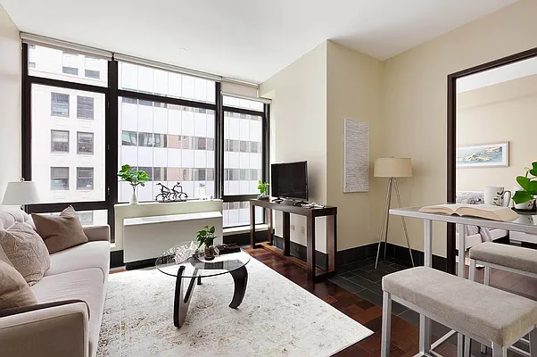 Rented by Compass | media 34