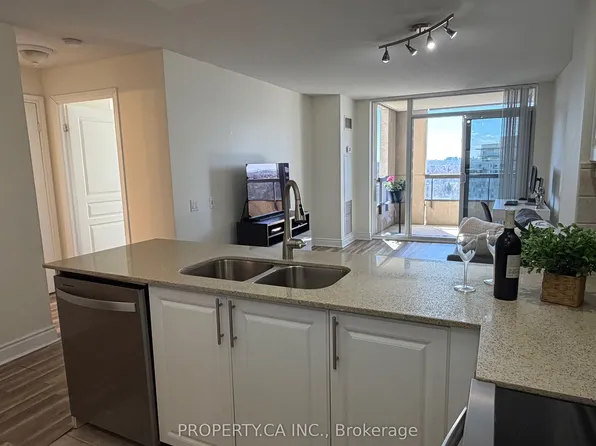 5 Northtown Way #1614, Toronto, ON M2N 7A1