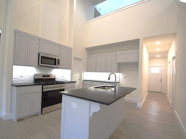 672 Sun Meadow Loop — Photo 6