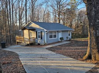 5153 Fleetwood Cir, Winston Salem, NC 27106