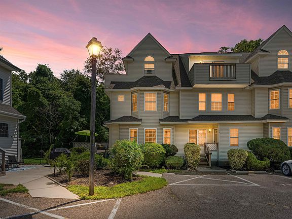 3rd image of 78 Catherine Ct