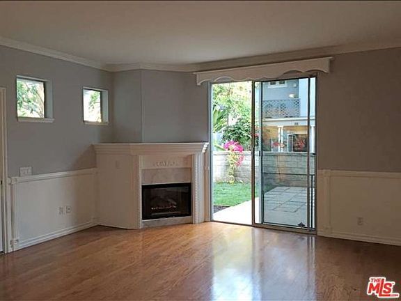 3rd image of 96 Breakers Ln