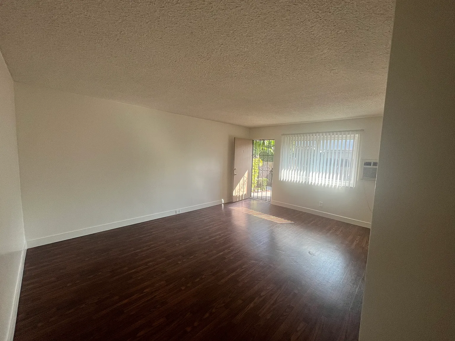 2 bed, $1,850 — Photo 2