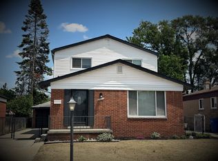 23922 Ada Ave, Warren, MI 48091