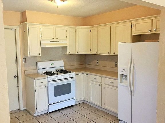 4th image of 2504 NW Austin Dr