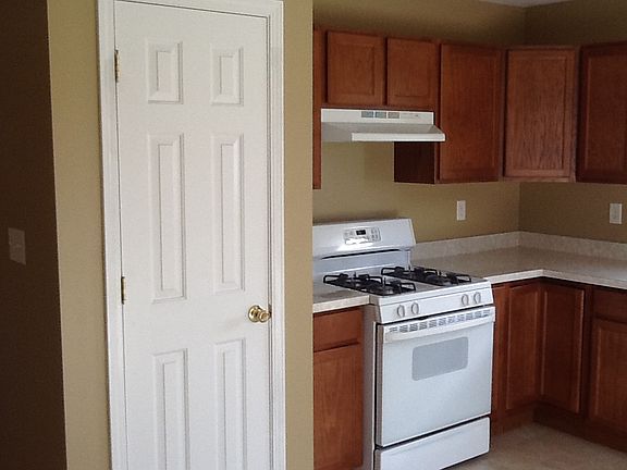 4th image of 8466 Pierce Pl