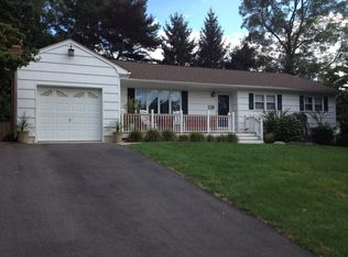 6 Nicholas Dr, Neptune, NJ 07753