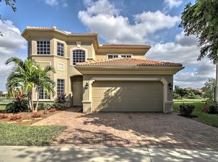 15699 Laguna Hills Dr, Fort Myers, FL 33908