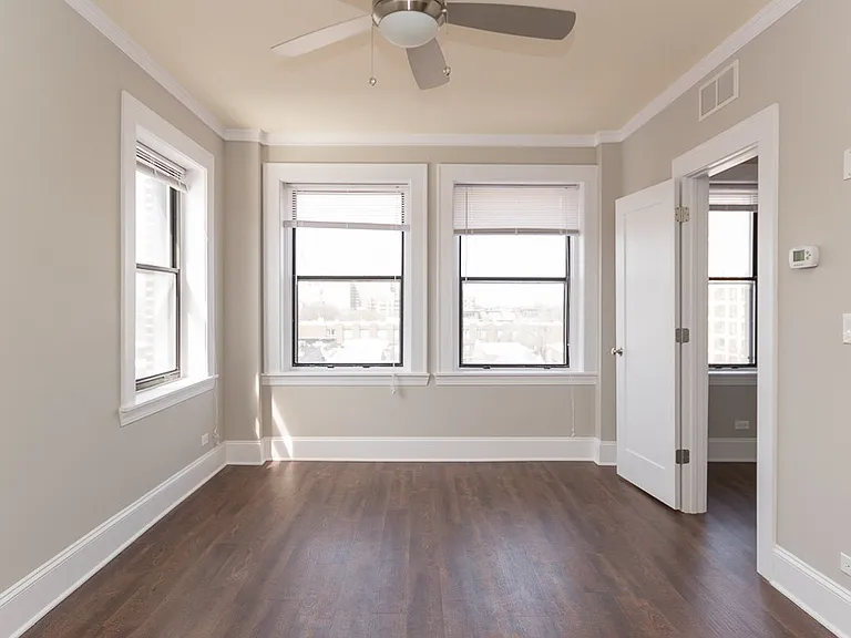 817 W Lakeside Pl #107 — Photo 6