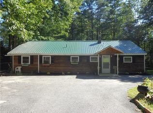 14 W Shore Dr, Greene, ME 04236