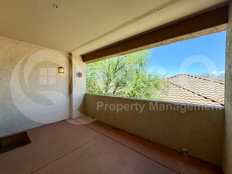 2550 E River Rd #5302 — Photo 15