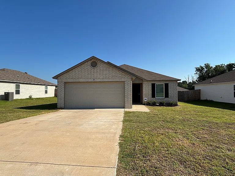 80 Kinley Brook Ln — Photo 1