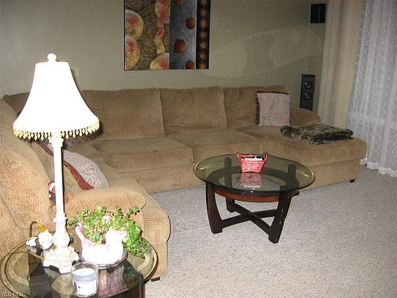 5th image of 26921 Elinore Ave