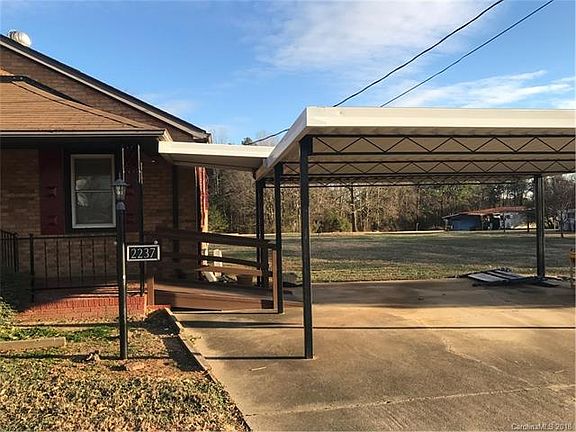 5th image of 2237 Charlotte Hwy