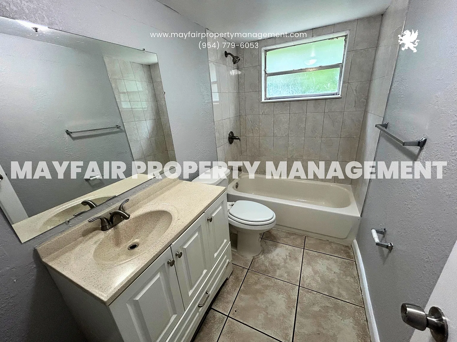 1440 NW 22nd St — Photo 3