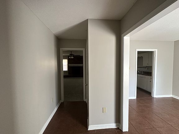 4th image of 5410 Fleetway Ave