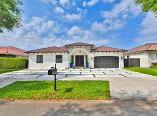 7837 NW 165th Ter, Miami Lakes, FL 33016