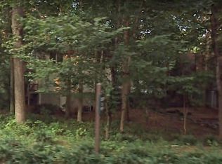 2737 Woodlore Trl, Winston Salem, NC 27103