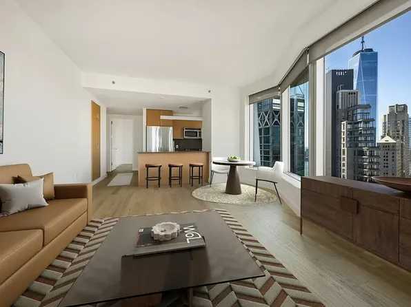 8 Spruce St, New York, NY