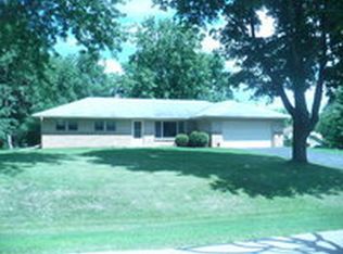 W152N7084 Westwood Dr, Menomonee Falls, WI 53051