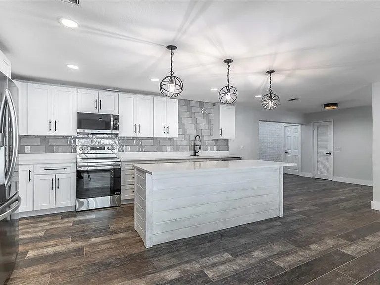 16880 SE 63rd Ln — Photo 13