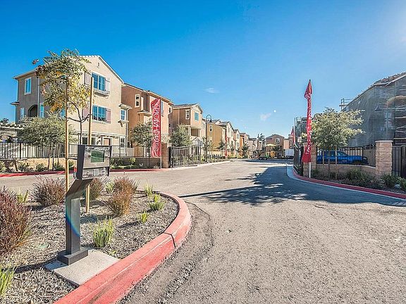 5th image of 711 Ash Ln