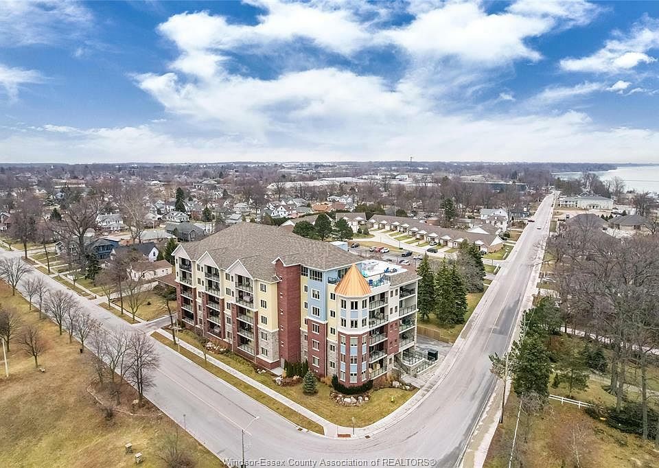 1st image of 6 Park St #304