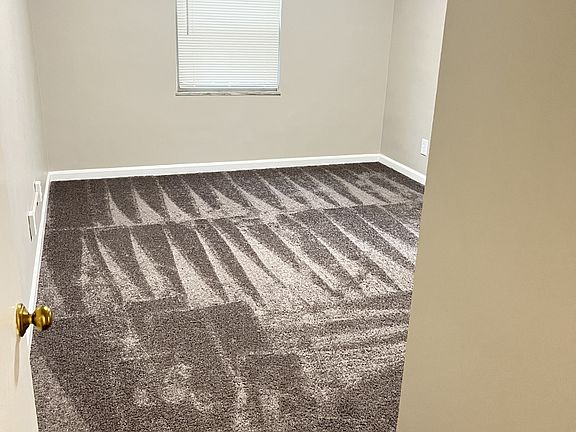 5th image of 4012 W Bancroft St #4