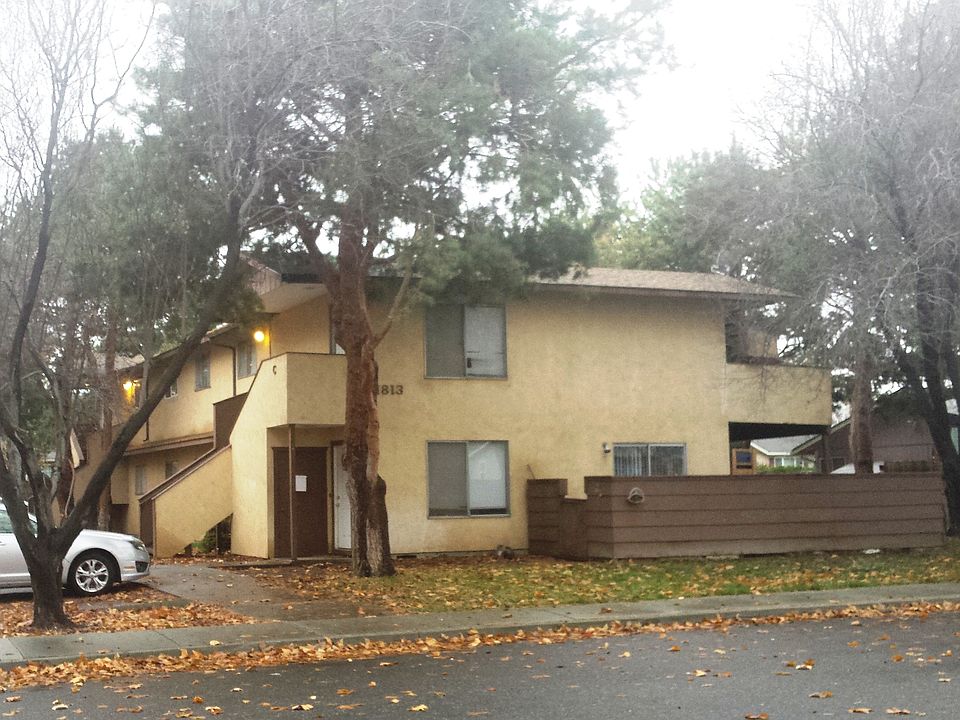 1st image of 1813 W 21st Ave