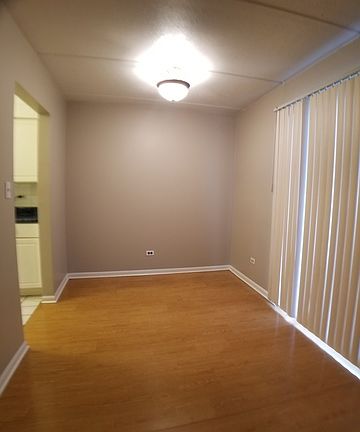5th image of 4420 W 111th St