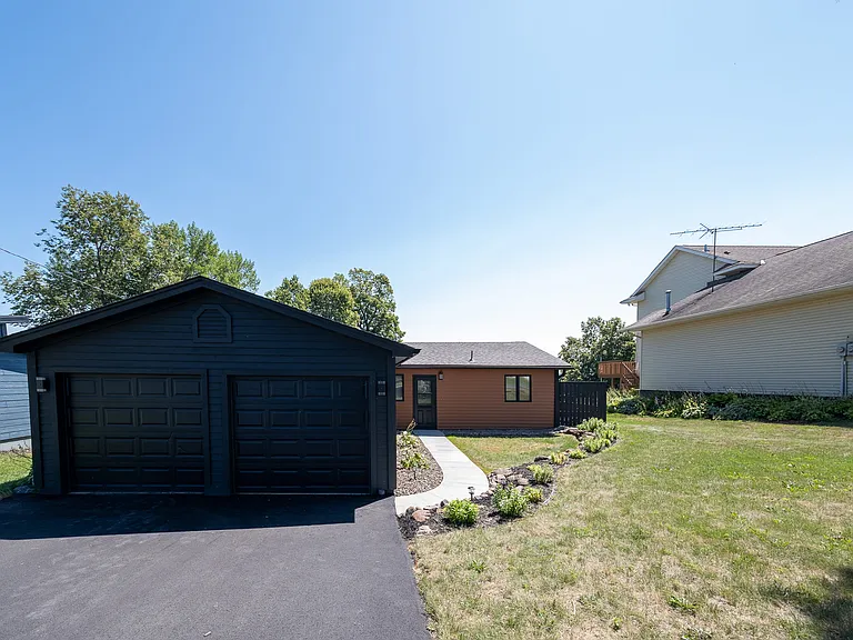 24075 W Cedar Lake Dr — Photo 34