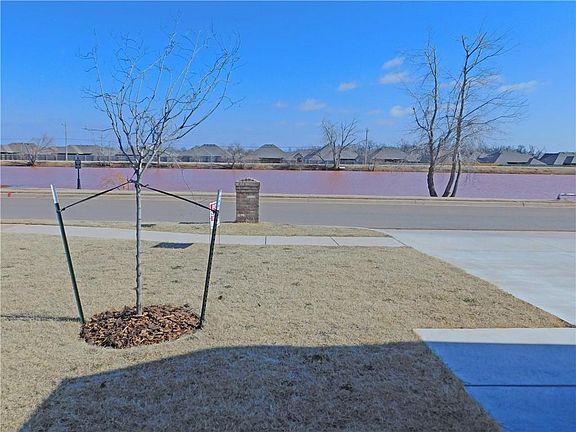 3rd image of 3313 Brookstone Pass Dr