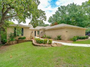 1010 S Constant Dr, Ada, OK 74820