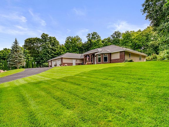 3rd image of 1373 Burroughs Rd