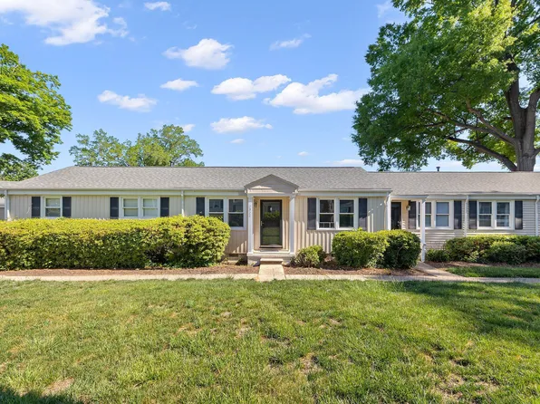 2324 Bernard St, Raleigh, NC 27608