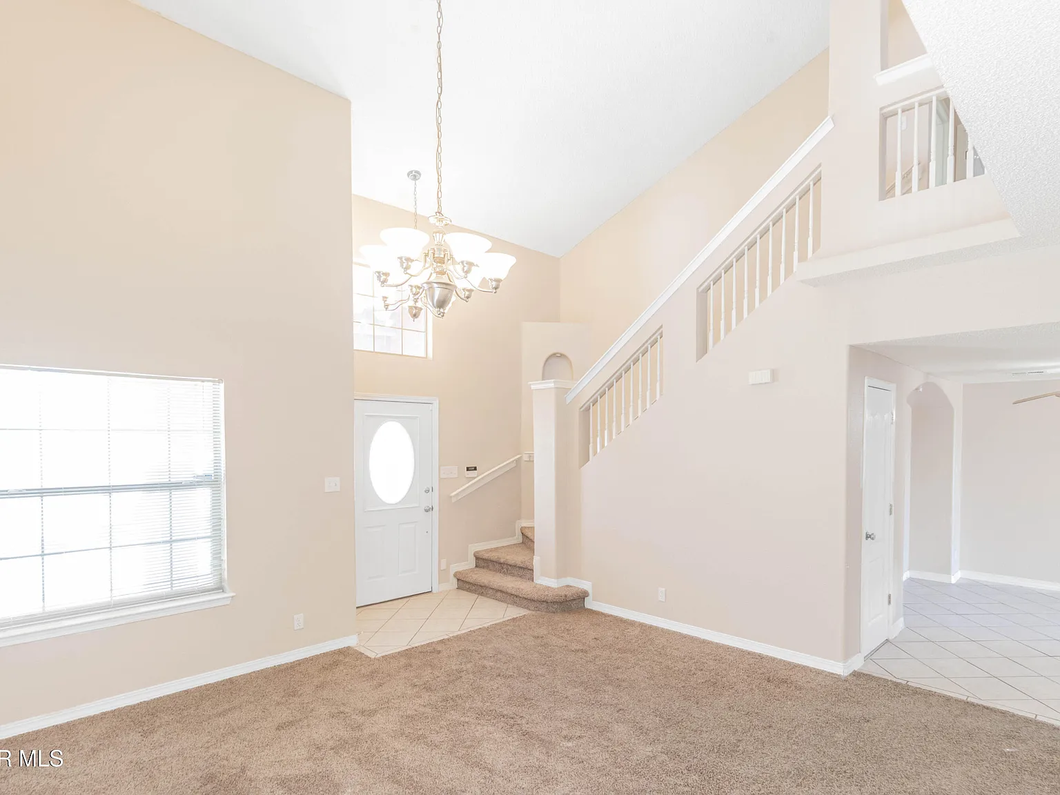 4 bed, 2.5 bath, 2558 sqft, $1,950 — Photo 2