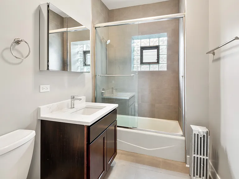 4319 N Dayton St #3 — Photo 9