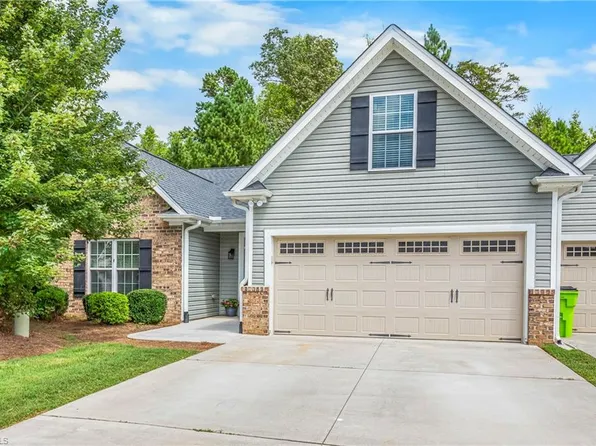 5104 Moseley Dr, Clemmons, NC 27012