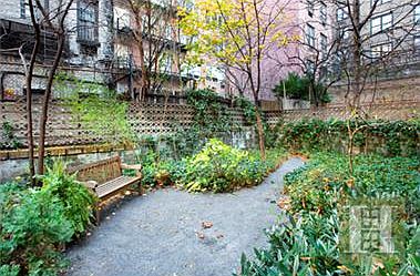 5th image of 145 E 29th St APT 3C